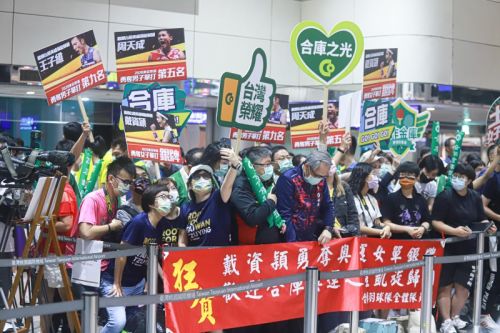 ▲東京奧運落幕後,羽球銀牌戴資穎返國,受到熱烈歡迎。(圖/葉政勳攝) ▲東京奧運羽球銀牌戴資穎返國,受到熱烈歡迎。(圖/葉政勳攝)