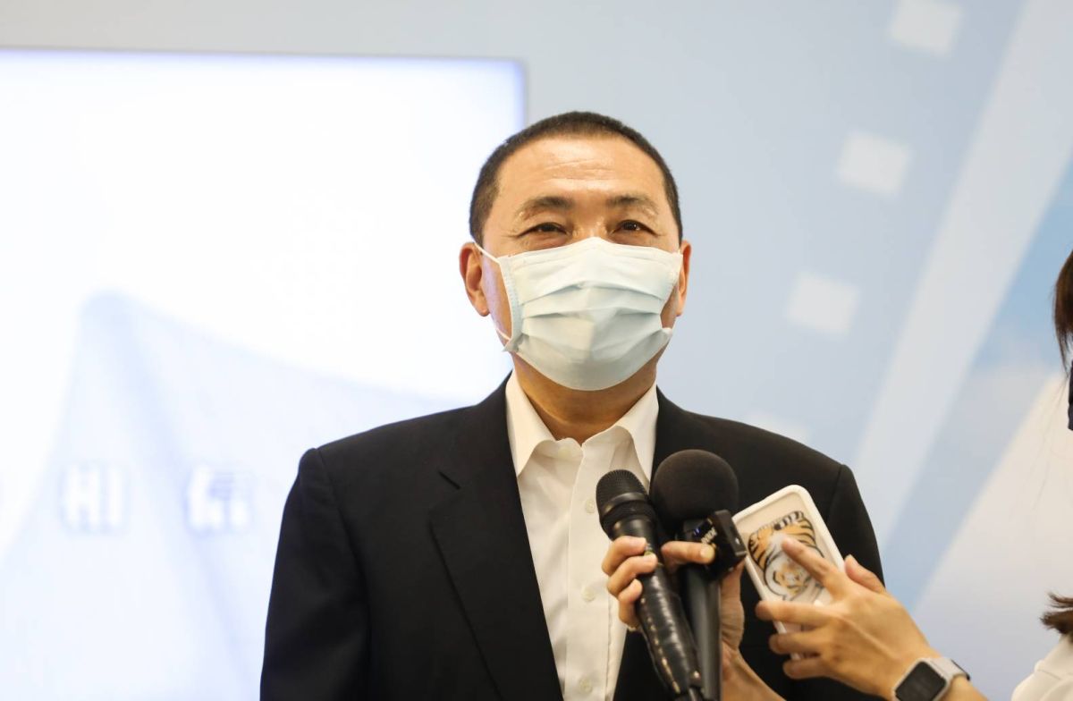 ▲新北市長侯友宜今（5）日強調，八大行業什麼時候能夠正式的開業，新北會滾動式的檢討。（圖／新北市政府提供）