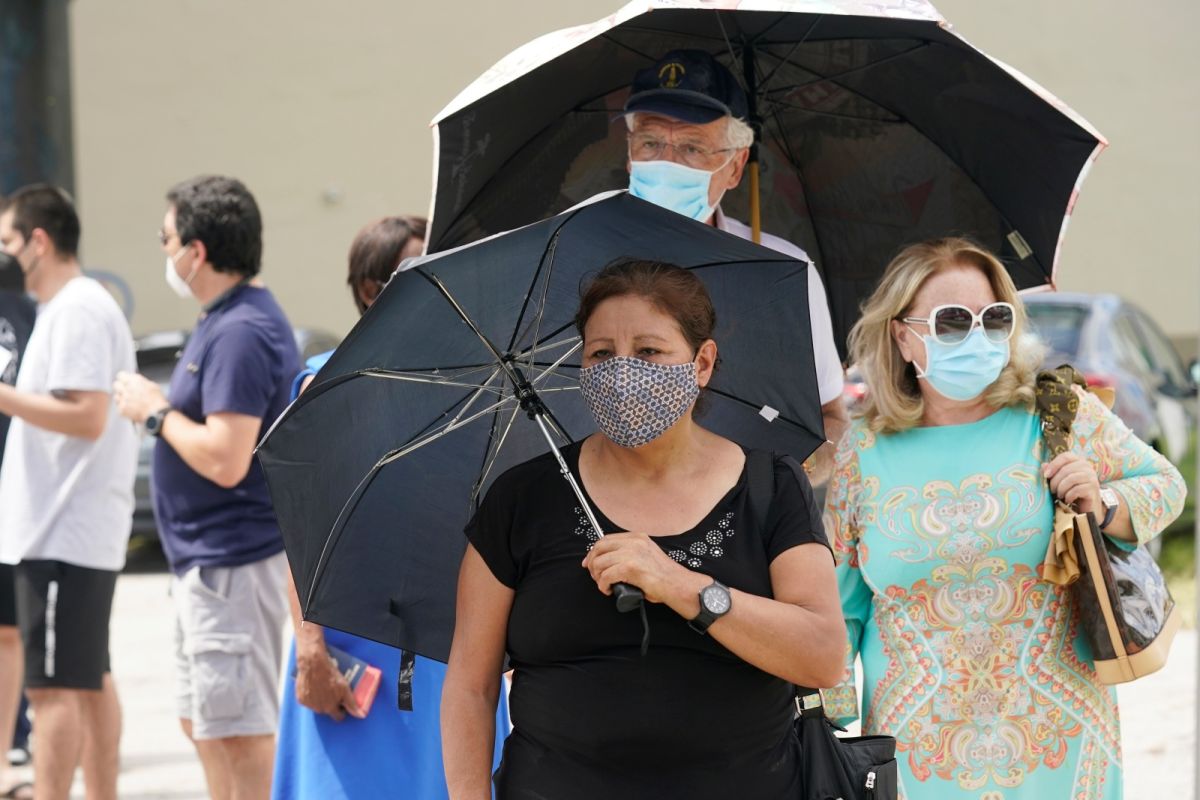 ▲美國近日因Delta變種入侵, 疫情急速反彈、升溫。圖為疫區熱點之一的佛羅里達州。（圖／美聯社／達志影像）