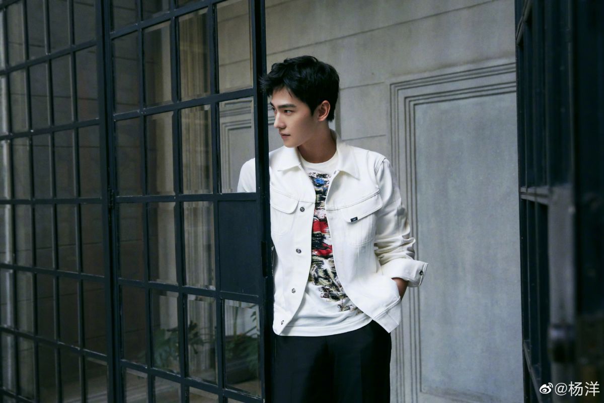 ▲博主爆料某頂流男星與女粉絲交往，網友根據提示推測該男星是楊洋。（圖／翻攝吃楊洋微博）