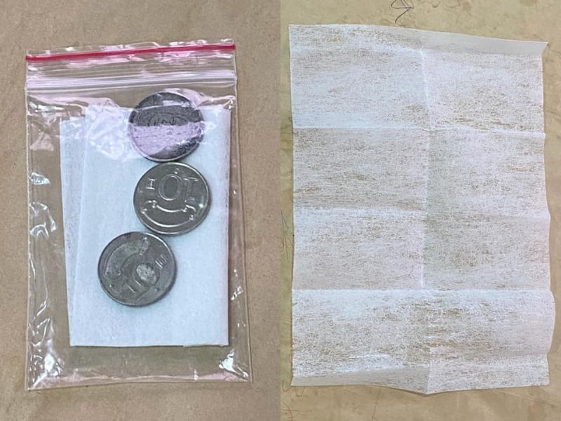 ▲有網友家中信箱被放了一包塑膠袋，裡面有30元銅板加上一張謎樣紙片。（圖／翻攝《爆廢公社公開版》）
