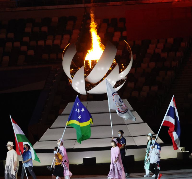 ▲2020東京奧運今(8)日晚間19點(台灣時間)舉行閉幕典禮，我國由連3屆參加奧運的「跨欄王子」陳傑掌旗。（圖／體育署提供）