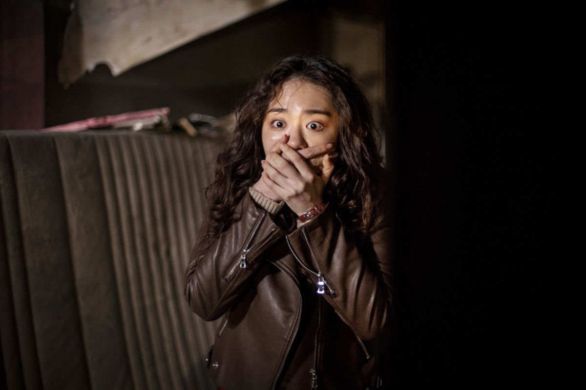 ▲金素慧坦言怕鬼，這回詮釋勇闖鬧鬼聖地的大學生。（圖／采昌）