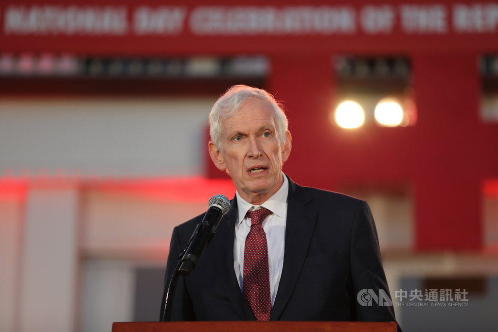 ▲美國在台協會（AIT）主席莫健受訪表示，中華人民共和國主席習近平一人決策，為台灣海峽帶來高度不確定性，維持台海嚇阻力未來仍會是美國重點工作。圖為莫健2019年10月出席雙橡園中華民國國慶活動。（圖/中央社）