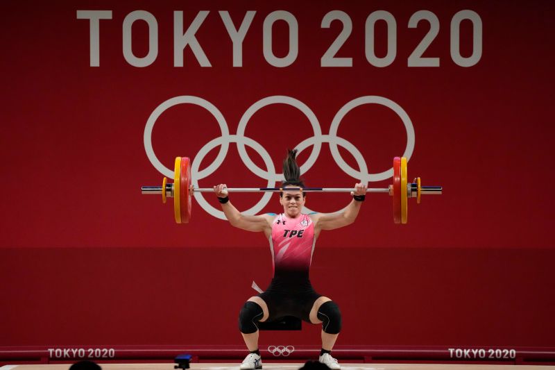 ▲舉重選手郭婞淳在2020東京奧運獲得59公斤級金牌。（圖／達志影像/美聯社）