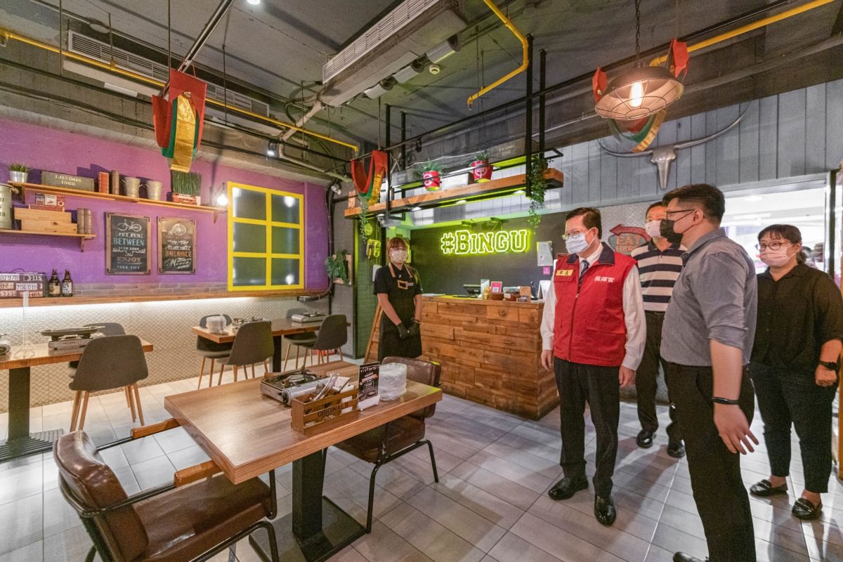 ▲鄭文燦說，將針對中央振興券推動加碼優惠，期盼刺激桃園的地方經濟快速復甦。（圖／桃園市政府提供）