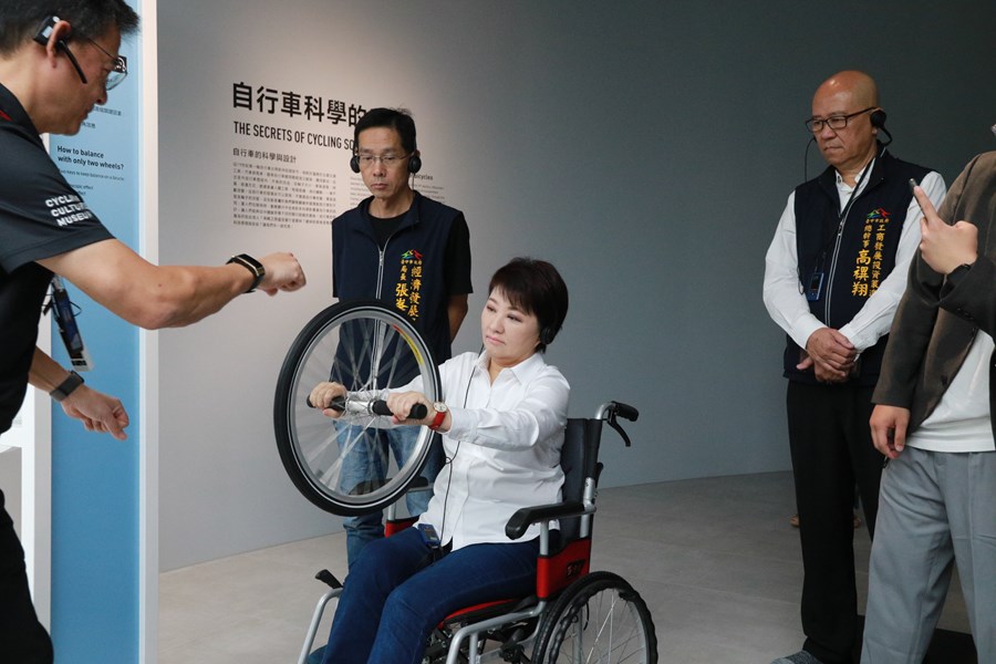 ▲台中市長盧秀燕堅持防疫也要拼經濟，交出亮眼成績單。（圖／市府提供）