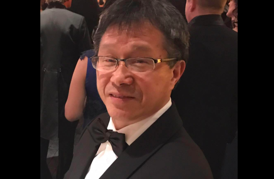 ▲今（12）日駐德代表謝志偉也表示，雖然自己已經接種2劑AZ疫苗，希望自己能再打一劑高端疫苗，增加抵抗力。（圖/翻攝謝志偉臉書）