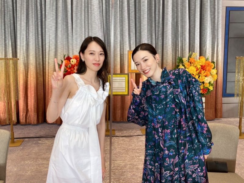 ▲▼永野芽郁(上圖右)與戶田惠梨香主演的《女警的反擊》下週恢復播出。(圖/女警的反擊Twitter、永野芽郁IG)