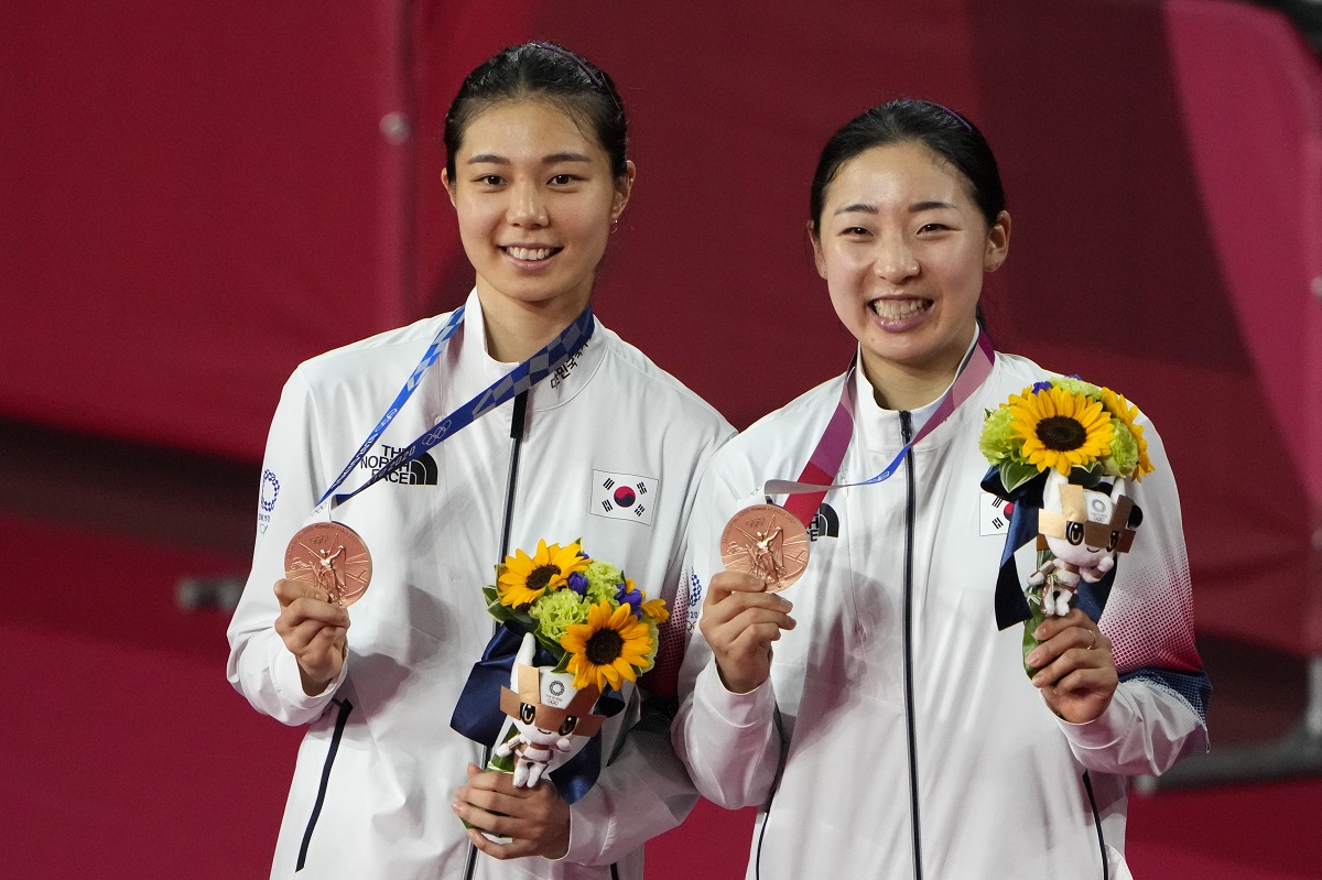 ▲南韓女子雙打金昭映（左）和搭檔孔熙容。（圖／美聯社／達志影像）