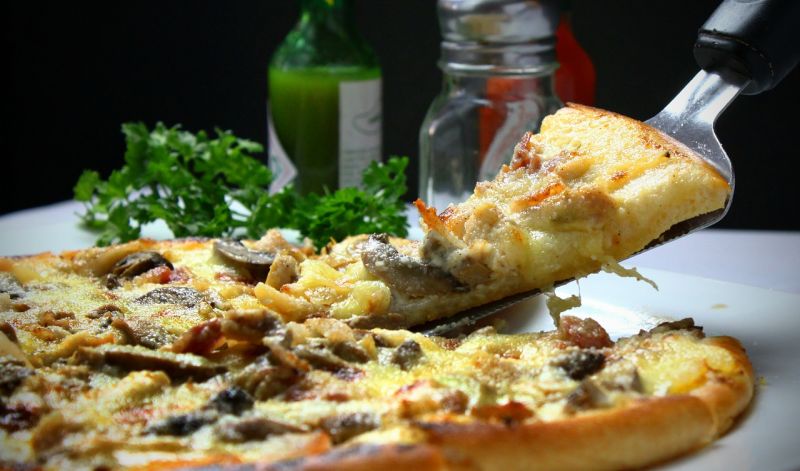 ▲吃披薩餅皮都吃「鬆厚」還是「薄脆」？老饕分享「隱藏吃法」一試就上癮。（示意圖／翻攝自Pixabay）

