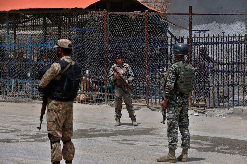 塔利班奪占阿富汗　巴基斯坦關閉與阿國邊境關口
