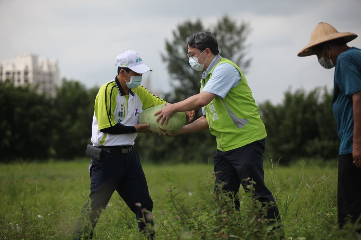 ▲民進黨團副幹事長黃世杰表示，國民黨是撤退來台的外來政權，這在民間有高度共識。（圖／黃世杰臉書）