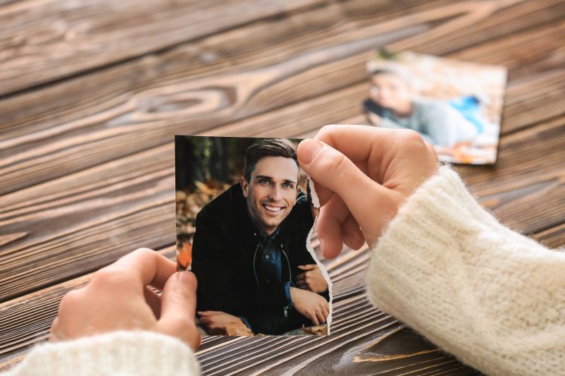 ▲別說男人,舊情人在女生心中多少也是佔有一席之地的。(圖/Shutterstock)