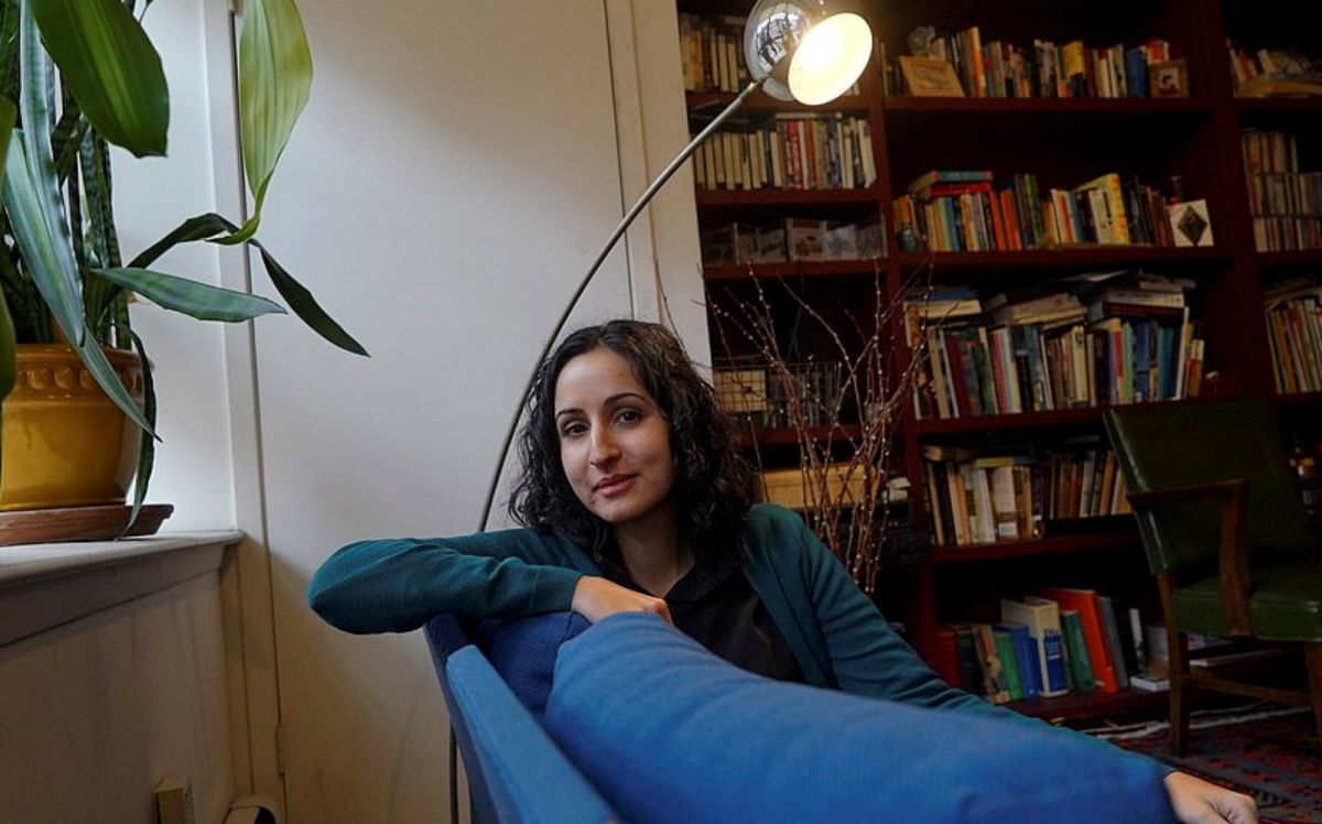 ▲阿富汗總統的女兒瑪麗亞姆·甘尼，是在美國出生、成長、發展的藝術家；隨著阿富汗變天、父親出逃，瑪麗亞姆的生活也再次成為外媒焦點。拍攝於2015年。（圖／翻攝自每日郵報）