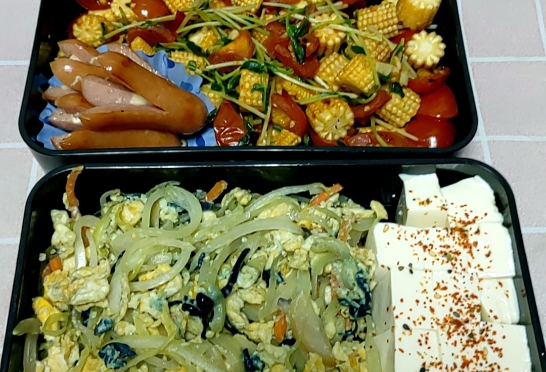 ▲女網友自己準備超健康便當，卻遭到媽媽一句「神吐槽」，讓大家笑翻。（圖／翻攝自《爆怨2公社》臉書）