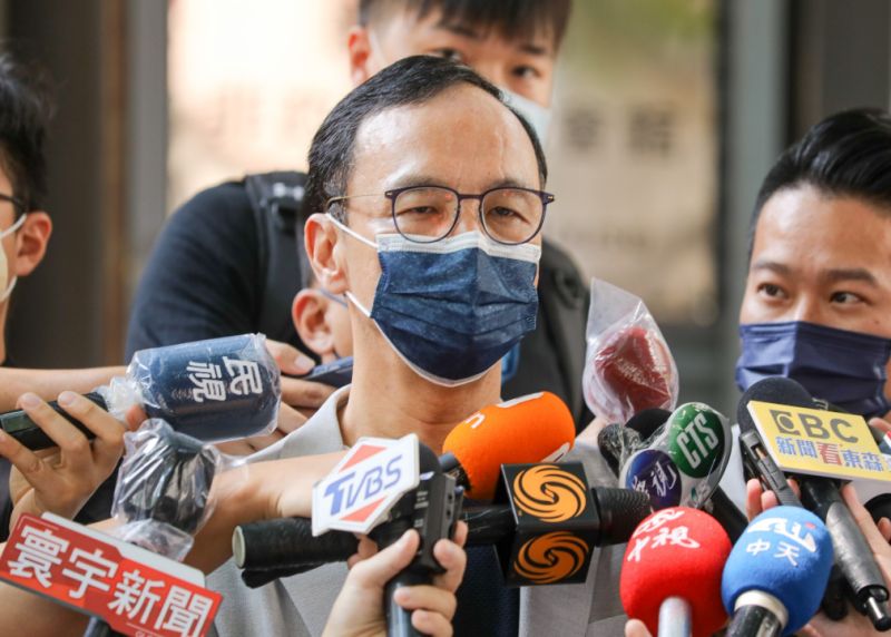 ▲國民黨主席選戰開打,前主席朱立倫挑戰現任主席江啟臣,朱立倫近日更發出「致黨代表戰鬥召集令」強調將重拾國民黨領導力。(圖/資料照片)