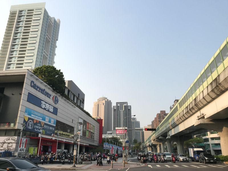 ▲原PO好奇「六都中最好看的地方是哪一個縣市」，貼文一出，許多網友紛紛喊「台中」，並且大讚「有紐約、上海的感覺」。（圖／NOWnews資料照片）