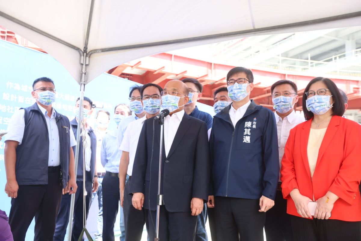 ▲走私貓安樂死引發爭議，蘇貞昌今天在出席高雄願景館遷移啟動儀式時強調防疫太重要了，提醒大家莫忘口蹄疫釀養豬業破產。(圖／高市府提供)