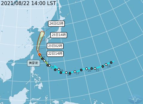 ▲氣象局今天說，輕颱奧麥斯結構不佳，將往東海移動，預估24至30小時左右可能降為溫帶氣旋。（圖/氣象局提供）
