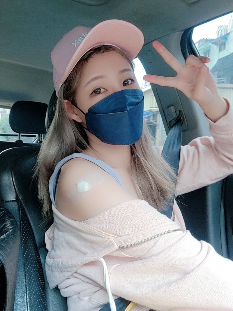 ▲孟慶而在臉書分享施打高端疫苗後的身體狀況。(圖/翻攝孟慶而臉書)