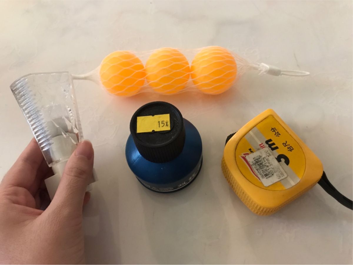 ▲若要自己驗屋，建議準備捲尺、有顏色的墨水、小夜燈、彈珠或乒乓球。（圖／NOWnews資料照片）