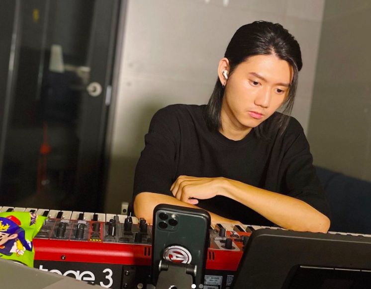 ▲Ray黃霆睿舉辦發片記者會。（圖／翻攝Ray黃霆睿IG）