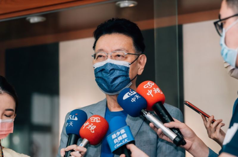 ▲中廣董事長趙少康宣布參選2024年總統，為統合藍軍力量，更宣布成立「戰鬥藍」。（圖／趙少康辦公室提供）