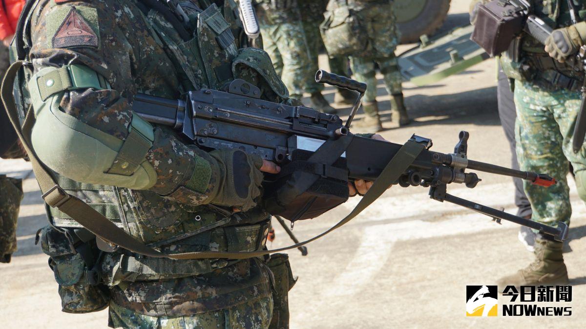 ▲陸軍使用的外購Minimi機槍。（圖／記者呂炯昌攝影）