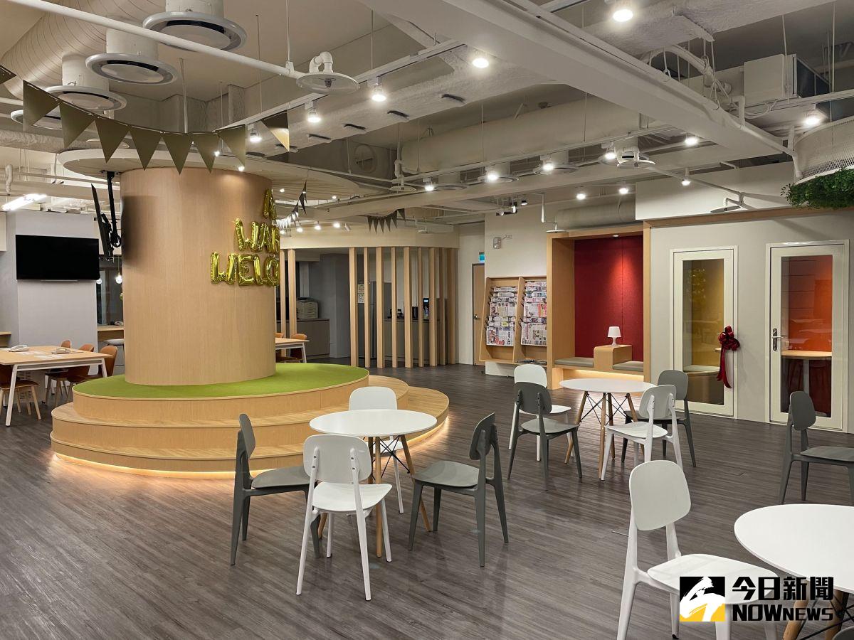 ▲新聞局原編30萬元辦公空間的修繕經費，最後卻動支350萬元修整記者室，引起民進黨團議員的質疑。（圖／記者陳志仁攝）