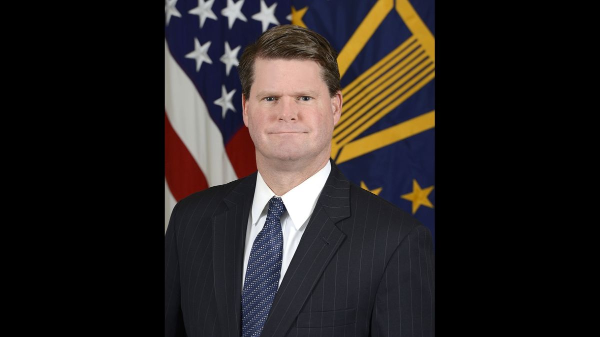 ▲美國國防部負責印太安全事務的前助理部長薛瑞福（Randall Schriver），日前演講時指出，若共軍攻台，美國有四大理由出手保衛台灣。（圖／翻攝自美國國防部）