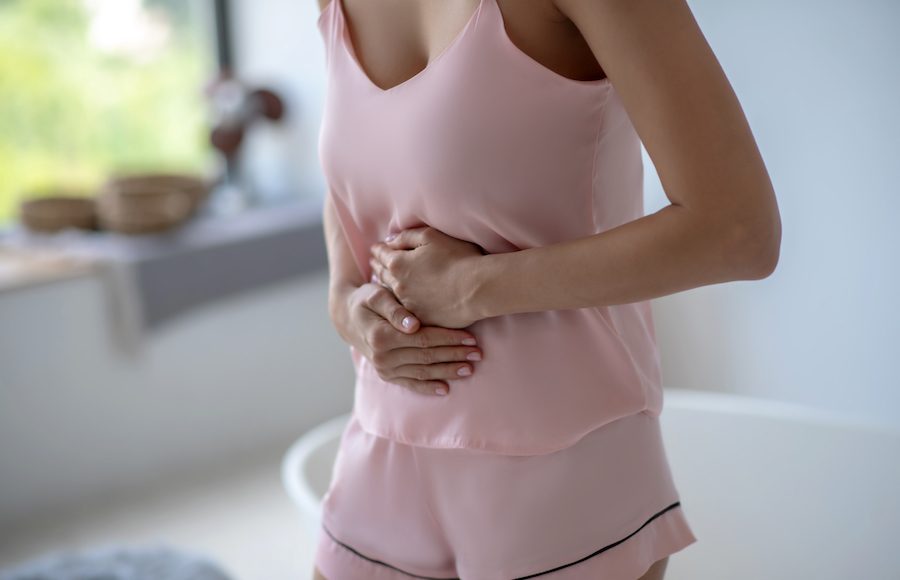 ▲女性總擔心月經晚來是不是懷孕了？專家分析「8大可能因素」並分享催經4大類食物。（圖／Shutterstock）