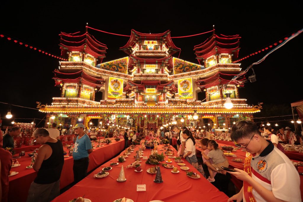 基隆中元普渡「金松宴」三連桌。（圖／基隆市政府全球資訊網）