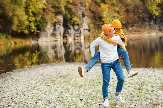 ▲處女座留意世界上沒有十全十美的感情，在羨慕別人好像擁有童話般的愛情也要看看對方的好。（圖／Shutterstock）