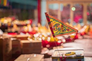 Tainan,/,Taiwan,-,August,14,2019:banner,On,Offerings,In 普渡旗有何意義?重點禁忌要注意 以免好兄弟找上門來(圖/shutterstock)
