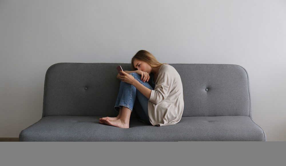 ▲愛情其實是一個人的事，對方永遠都不可能體會到你自己的感受。從來沒有兩情相悅。（圖／Shutterstock）