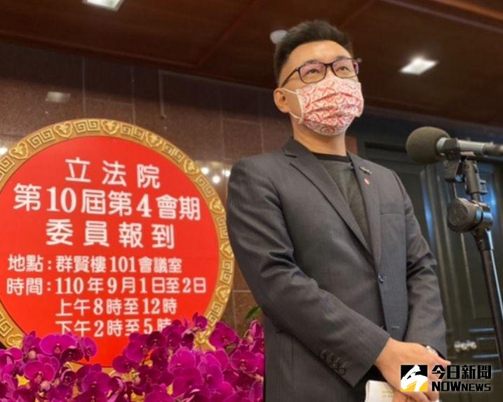 ▲立法院新會期開始第一天，競選國民黨主席的國民黨立委江啟臣上午9點報到。（圖／記者羅婉庭攝，2021.09.01）