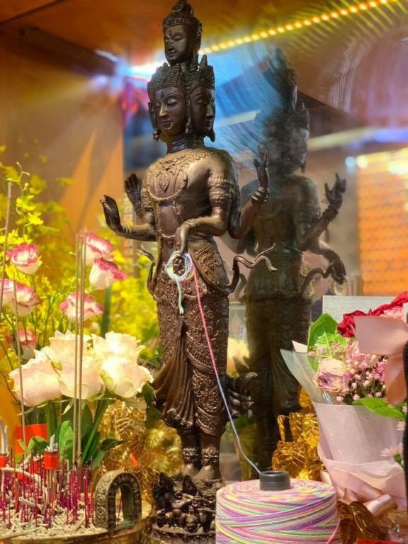 ▲桃花法會獨家加贈愛神與四面佛共同加持的『七彩法索』(圖/泰國愛侶灣四面佛台北)