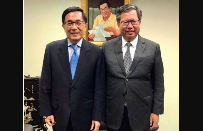 ▲前總統陳水扁與桃園市長鄭文燦合照。  （圖/新頭殼）