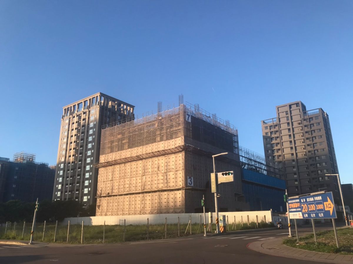 ▲三重的仁義重劃區為新興發展區，總價符合首購族預算，今年以來詢問度高。（圖／NOWnews資料照片）