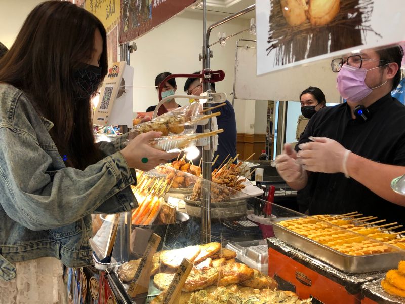 ▲中友百貨今起舉辦日本美食物產展,邀集42家廠商參展。(圖/中友百貨提供)
