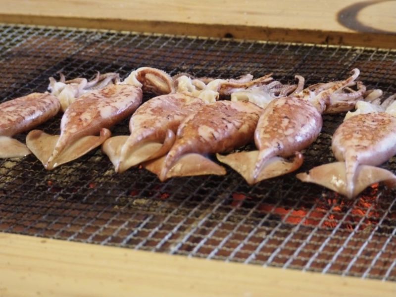 ▲夜市文化向來深受不少老饕喜愛,卻有網友發現賣烤魷魚的變超少。(示意圖/翻攝photoAC)