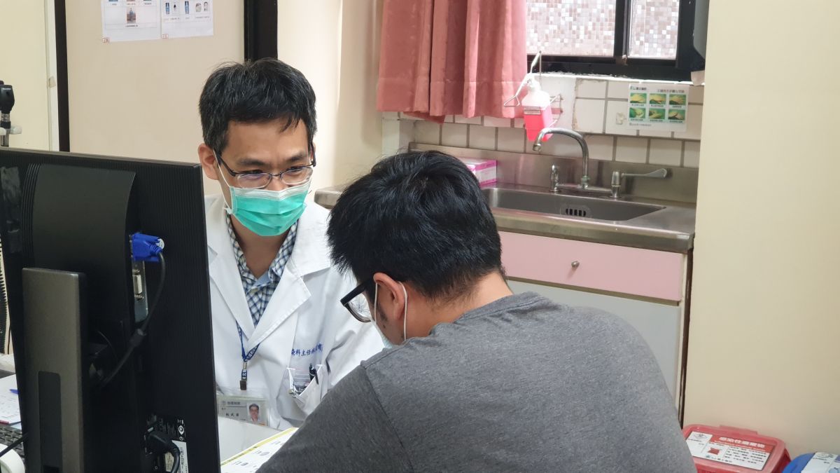 ▲衛生福利部臺北醫院感染科主任林武甫林武甫說，有規則服藥的愛滋病人不具傳染力，反之若未服藥控制則具有潛在傳染力。（圖／示意圖，衛生福利部臺北醫院提供）