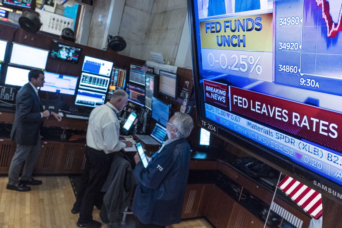 ▲美國前財政部長薩默斯指出，美國當前的經濟和外交政策與1960年代至1970年代具有令人擔憂的相似之處。示意圖。（圖／美聯社／達志影像）