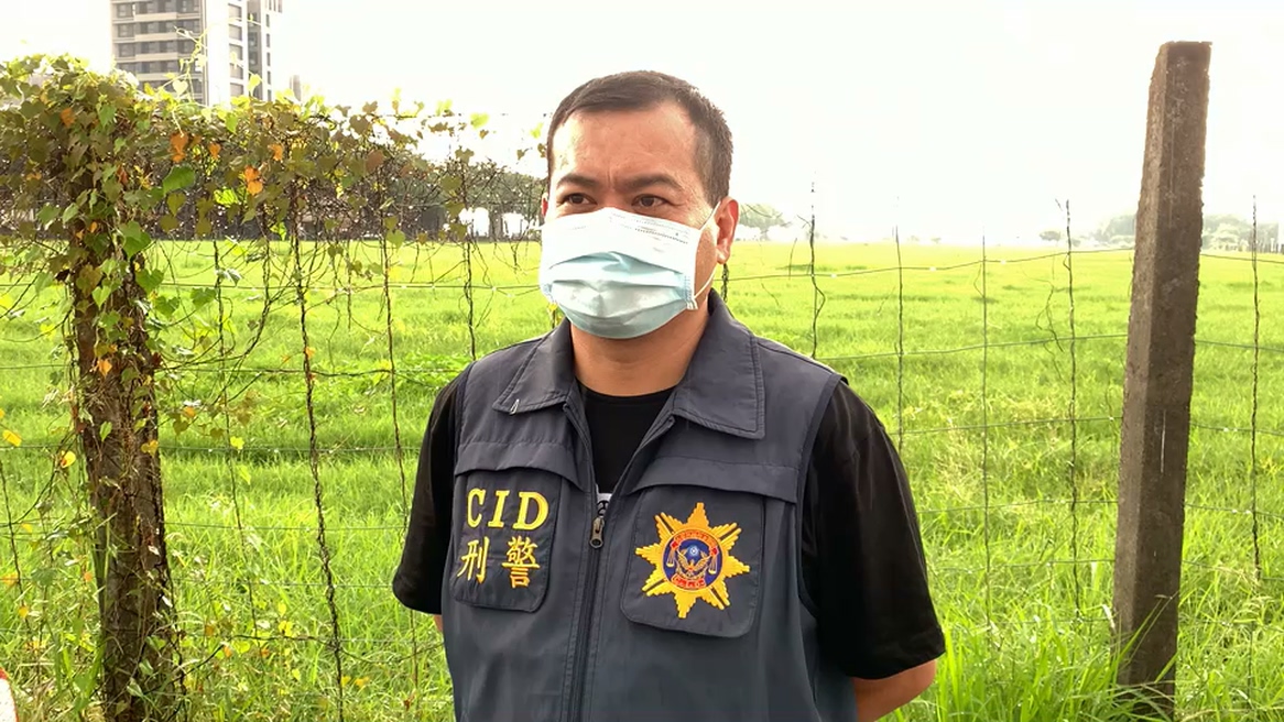 ▲偵查隊長郭譯隆指出，死者的確切死因仍待調查。（圖／翻攝畫面）