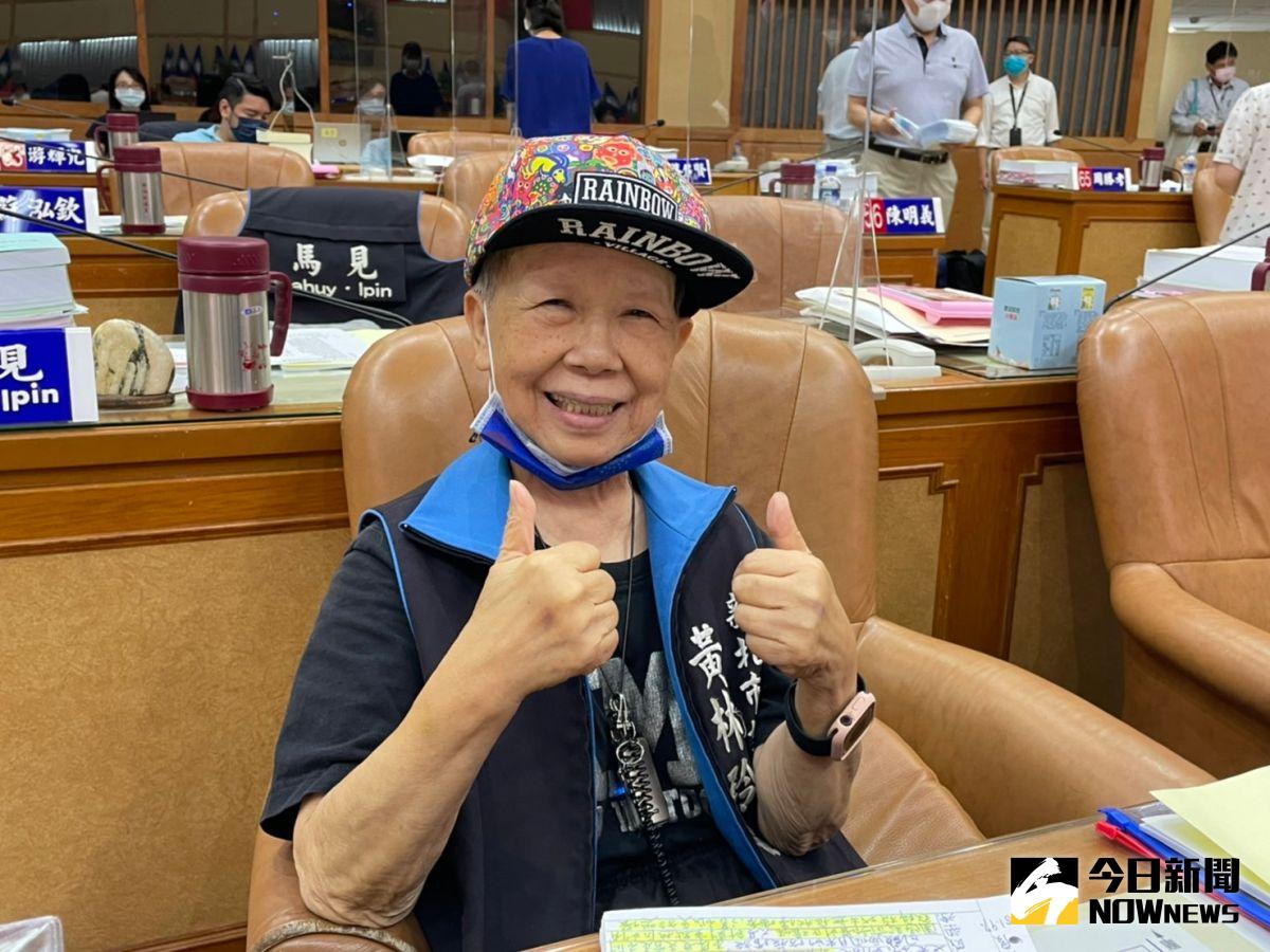▲拔得頭籌的黃林玲玲議員1942年出生，目前是六都中最年長的市議員。（圖／記者陳志仁攝，2021.09.06）