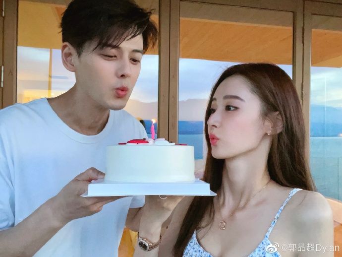 ▲郭品超（左）認愛馬澤涵。（圖／翻攝郭品超微博）