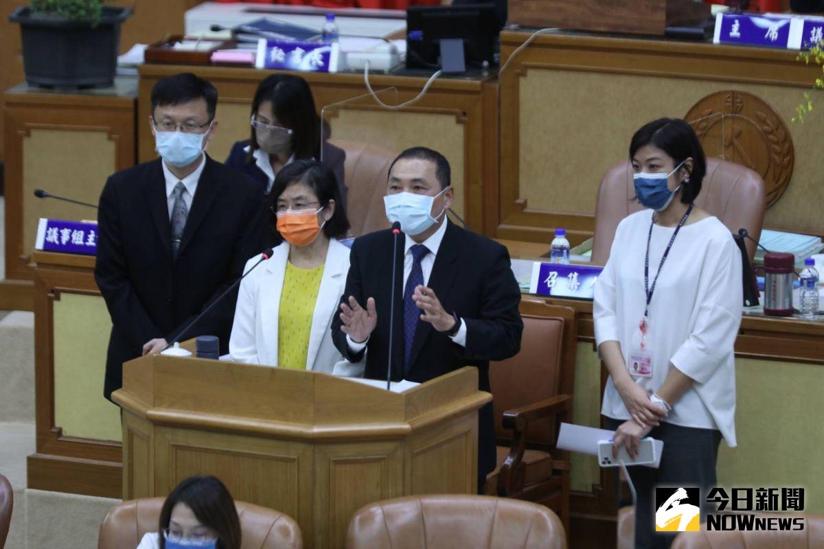 ▲新北市長侯友宜呼籲，小朋友若有狀況就不要到校，以避免造成群聚的感染。（圖／記者陳志仁攝，2021.09.06）