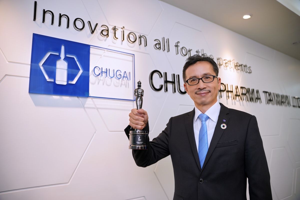 ▲中外持續與時俱進，以人為本的精神，是再度受到員工們肯定，三度拿下國際獎項的關鍵。(圖／品牌提供）