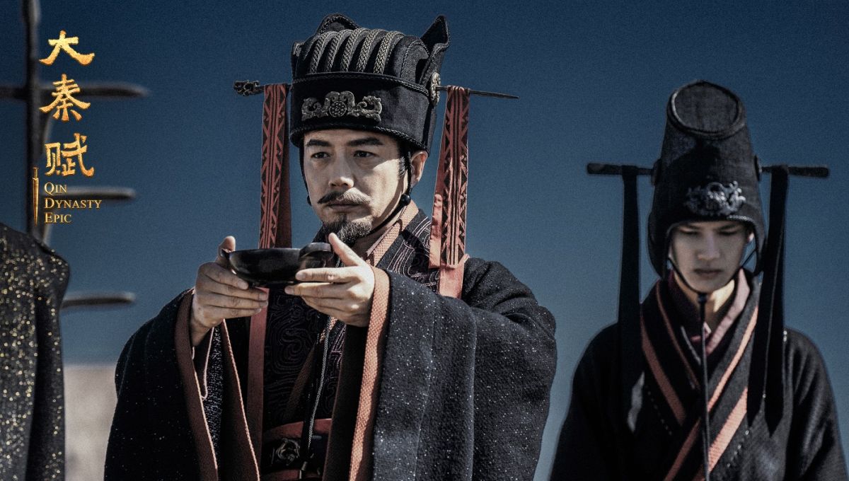 ▲《大秦賦》是段奕宏（左）事隔5年重返小螢幕之作。（圖／緯來）